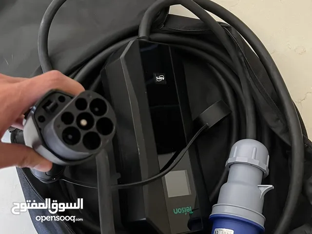 شاحن سيارات صيني متغير 32 امبير