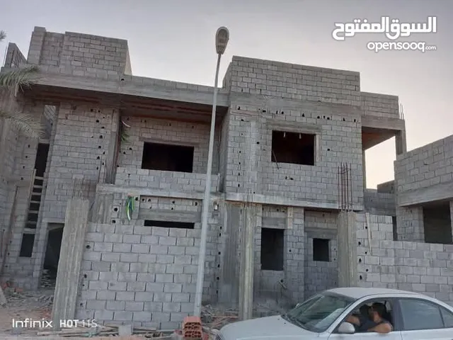 بناء طبوق وبندوره