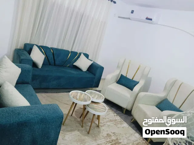 كنب استخدام عرسان ولا في اي شي جديد وتفصيل