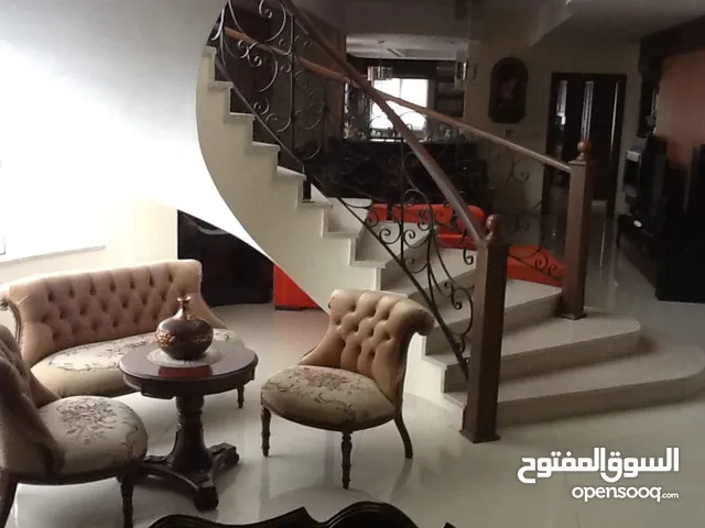 1330 m2 4 Bedrooms Villa for Sale in Amman Jubaiha