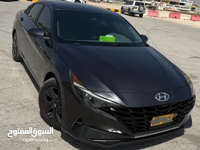 Hyundai Elantra 2021