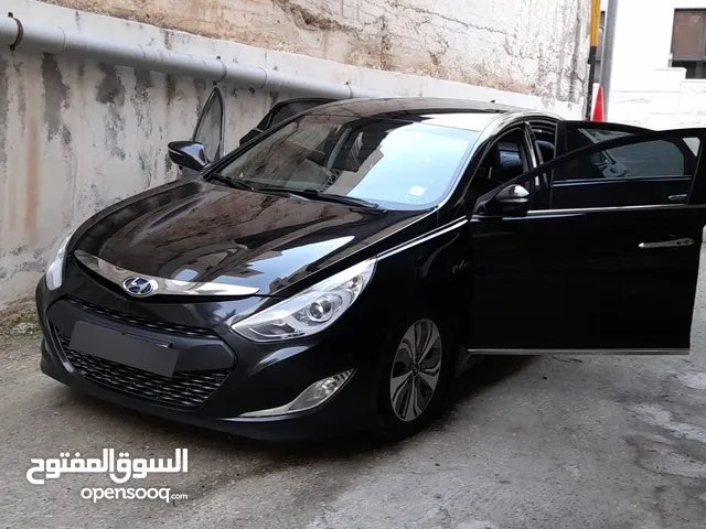 Used Hyundai Sonata in Mafraq