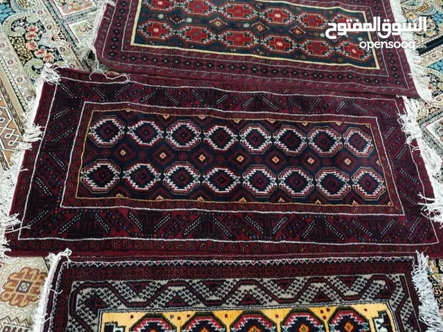 "قاليت اليد بوظيفتها ، إيرانية ، بوظفت باليد"