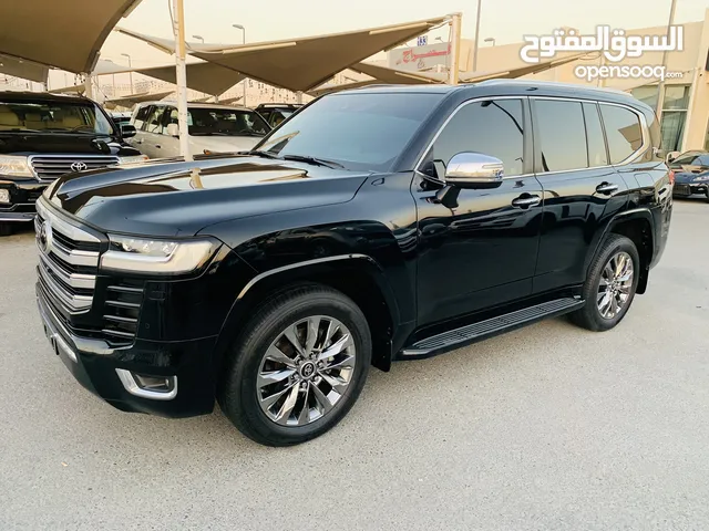 Used Toyota Land Cruiser in Sharjah