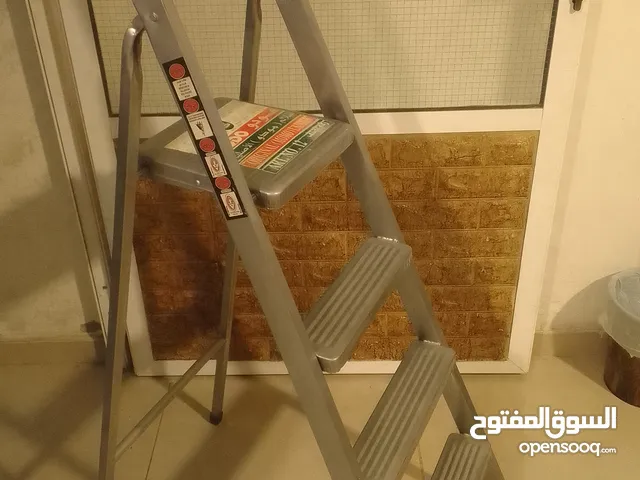سلم منزلي شبه جديد للبيع