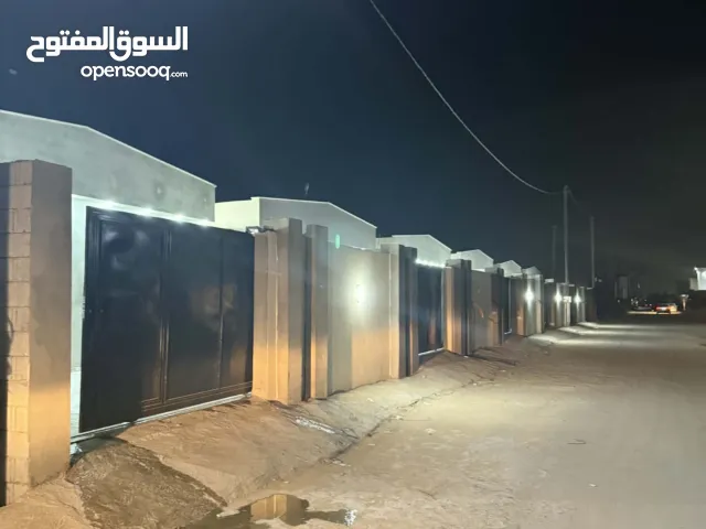 145 m2 4 Bedrooms Townhouse for Sale in Misrata Tamina