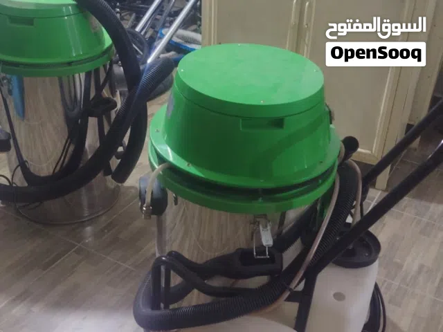 معدات وادوات نظافة بحالة ممتازة