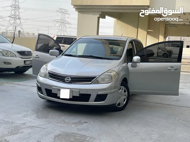 نيسان تيدا للبيع السريع