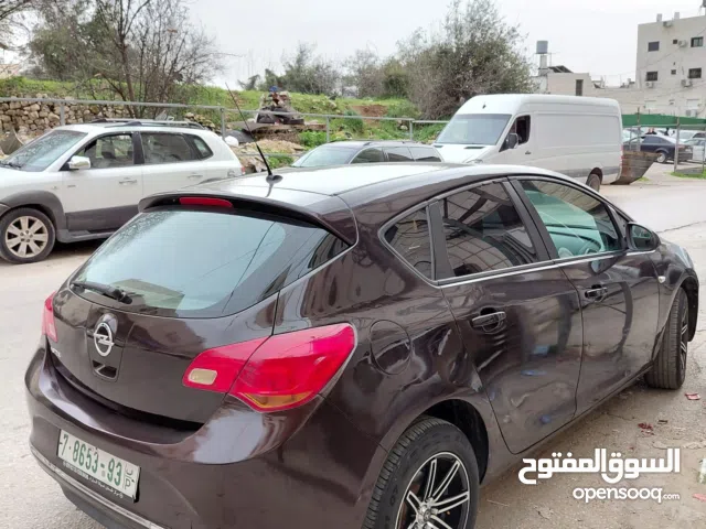 New Opel Astra in Hebron
