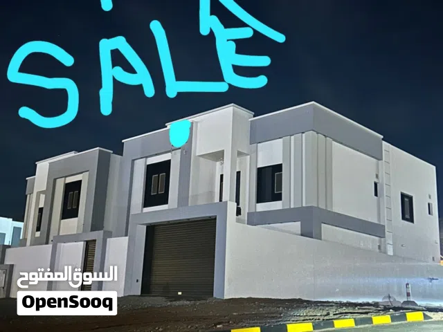 للبيع توين فيلاً في سيح الأحمر مربع 6