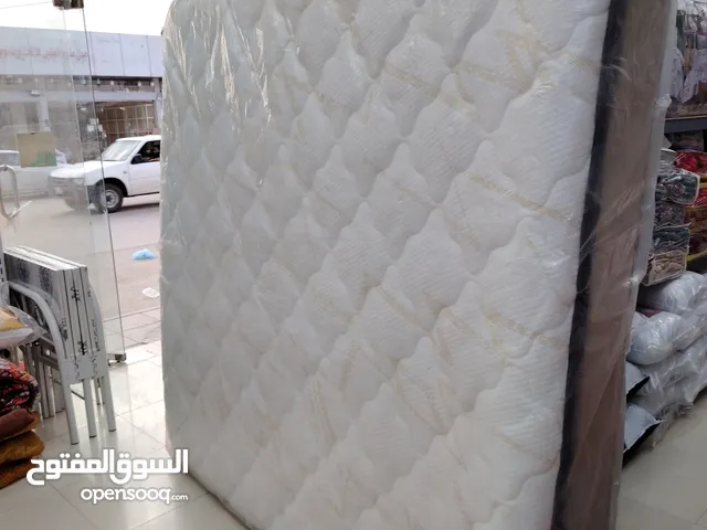 يوجد مراتب ومفروشات أحدث التصميمات جميع المقاسات وأفضل الاسعار مع خدمة التوصيل لباب المنزل