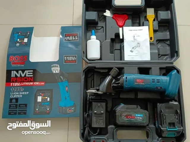 مكنه قص شعر الحيونات من الشركه العالميه BOSS لاسلكيه عدد بطاريات اثنين 2 افضل الانواع واكثرخا طلبآ..