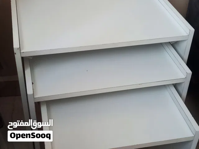 طاولات للبيع