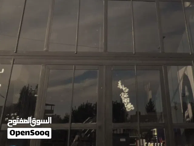 محل تجاري للبيع خلو