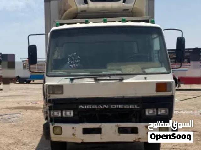 لـلـبـيـــع دفـــار نـيـســــــان تـــلاجـــة موديـــــل 97