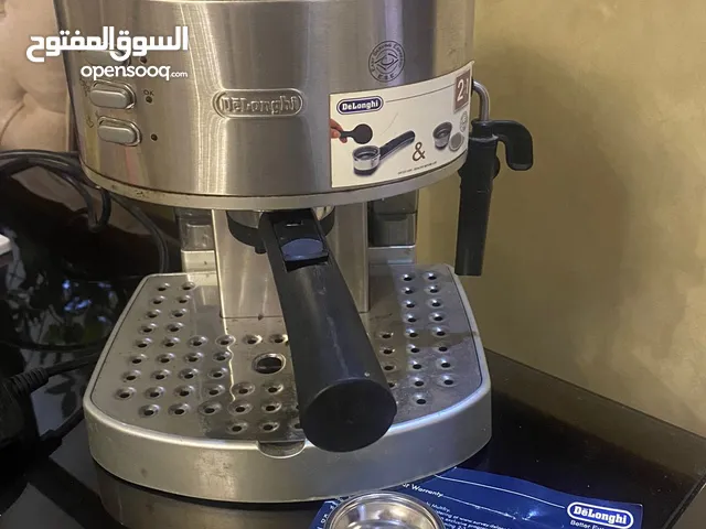 صانعة جميع انواع القهوة delonghi coffee machine تستخدم في المقاهي و المنزل