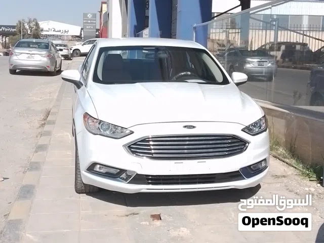 2017 فورد فيوجن SE