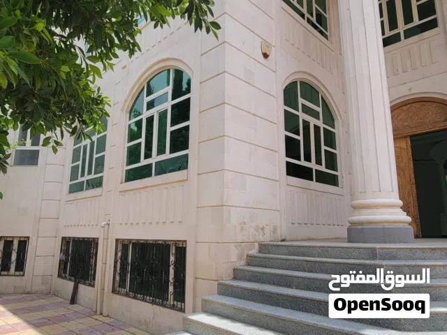 2000 m2 More than 6 bedrooms Villa for Rent in Sana'a Haddah