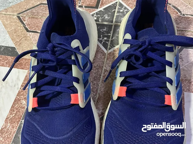 43 Sport Shoes in Muscat