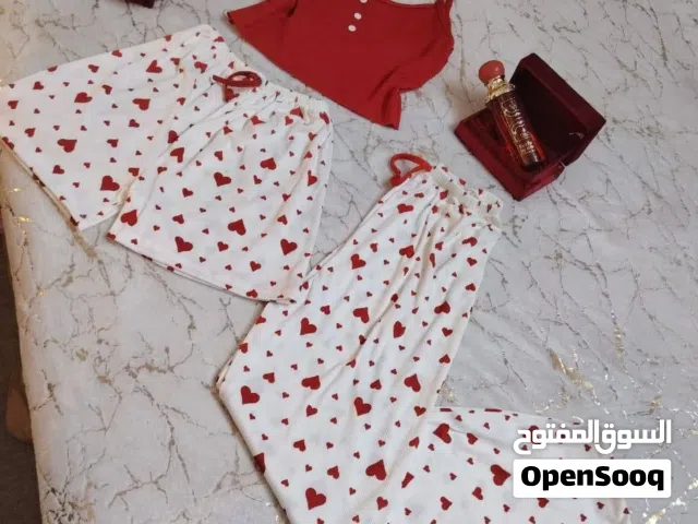 تراك نسائي ثلاث قطع خامة كريشة مطاط فري سايز لحد 80 كيلو متوفر درزن ومفرد