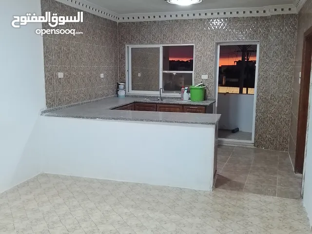 100 m2 4 Bedrooms Apartments for Sale in Ajloun I'bbeen