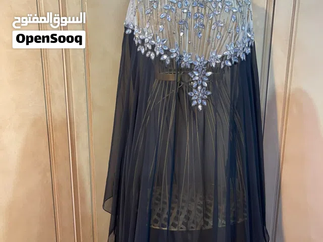 وشاح شيفون سهرة ينلبس فوق دريس اسود المقاس فري سايز السعر 20