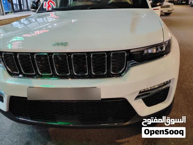 جيب كراند شيروكي لمتد مواصفات خليجي، لا تزال بضمان شركة هالم