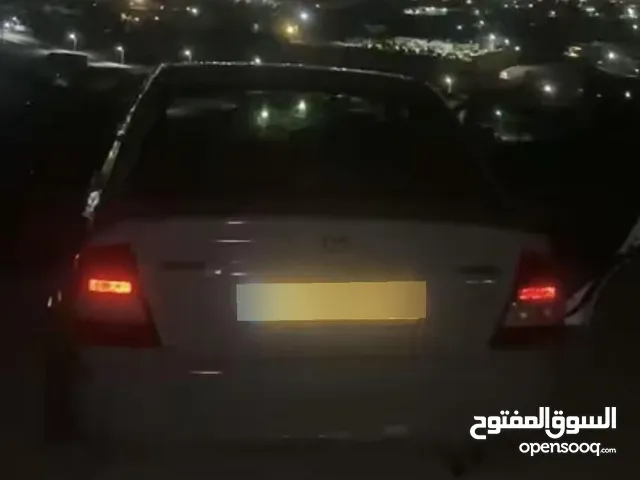 مازدا 323 لون بطوني
