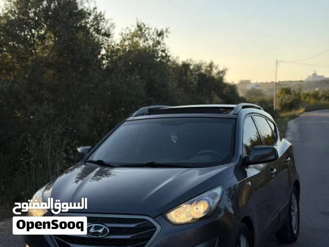 2014 هيونداي توسان Limited