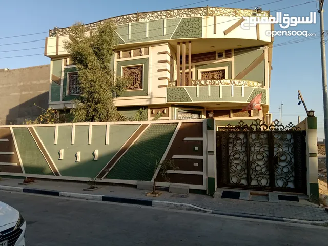 200 m2 More than 6 bedrooms Townhouse for Rent in Basra Al-Akawat