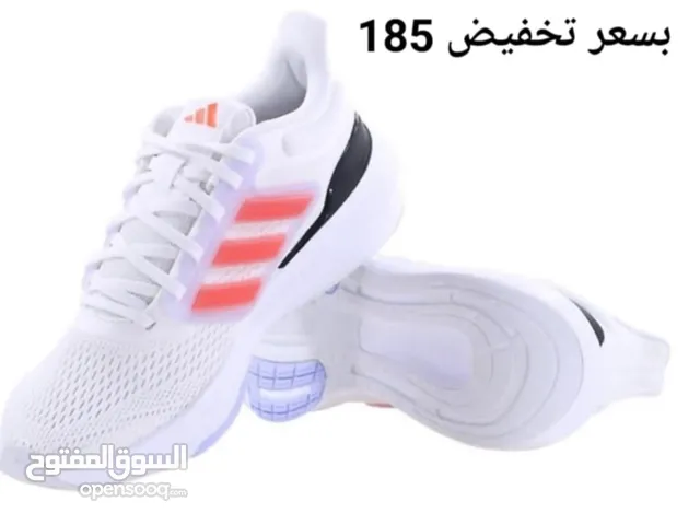 Multicolor Sport Shoes in Tripoli