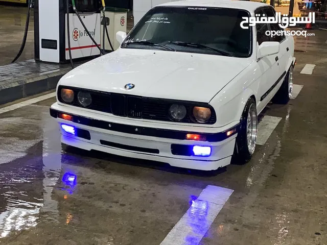 BMW E30 1990