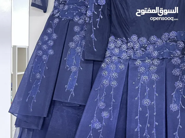 فساتين سهرة للبيع