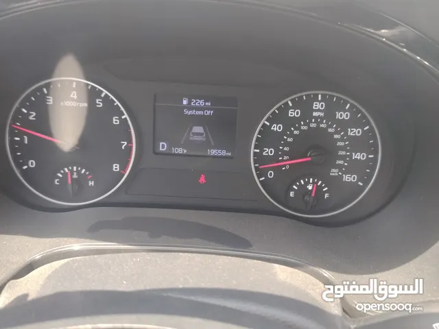 كيا سليتوز 2023 وارد أمريكي حادث خفيف دعامية فقط ماشية 19000 فقط لون ابيض جديدة بدون رقم 172 وبيها م