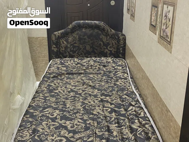 فراش نوم كامل مع سرير مع بعض