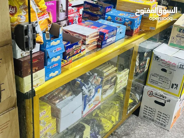 ميز جام للبيع المانيوم مترتين وشويه قياسه