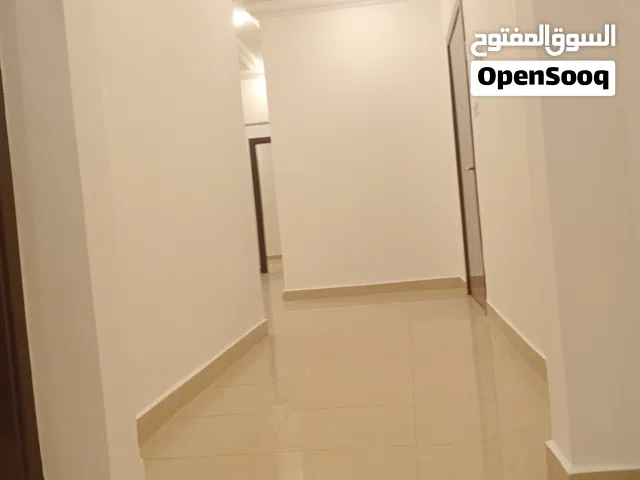 400 m2 3 Bedrooms Apartments for Rent in Farwaniya Abdullah Al-Mubarak
