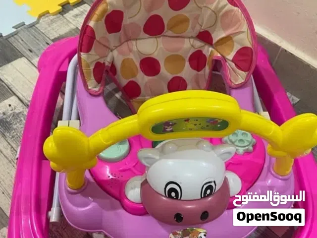 baby walker rarely used new condition.. بيبي بروكر، بحالة جديدة، نادر الاستخدام