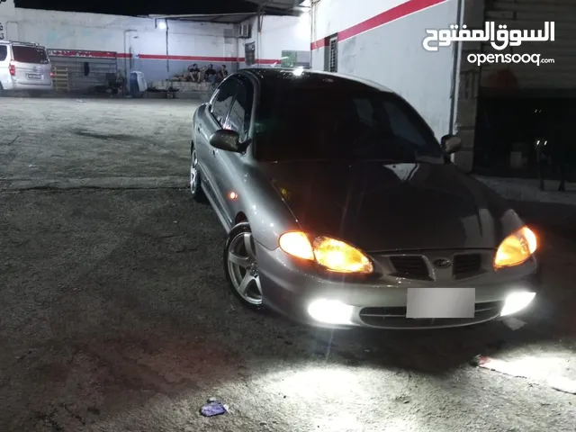 هيونداي افانتي موديل 1998 بحالة ممتازه جدا جدا
