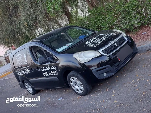 Used Peugeot Partner in Abu Dhabi