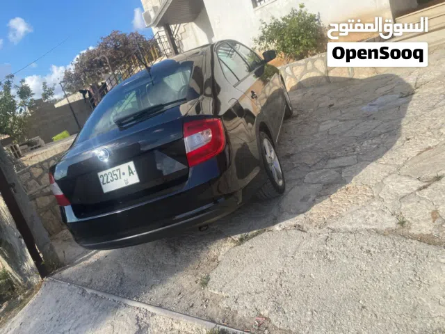 2015 سكودا رابيد Standard