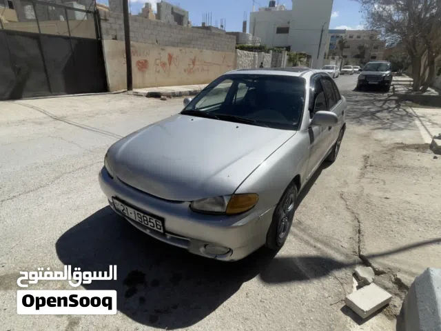 1998, هيونداي, اكسنت, Standard