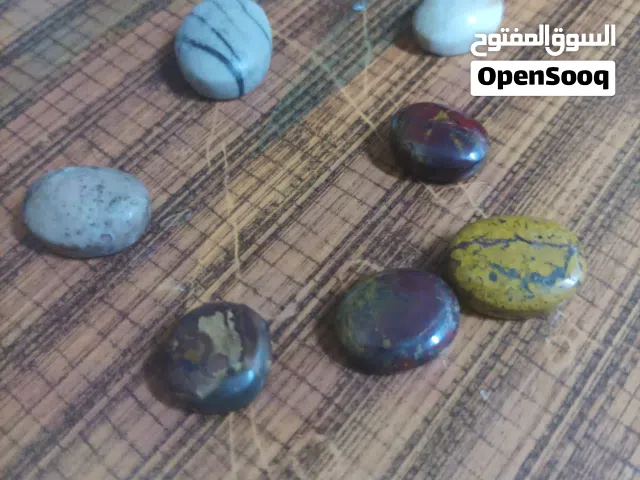 احجار البيع