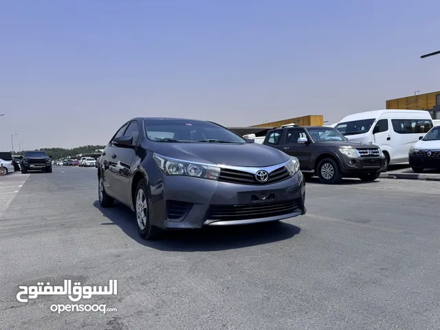Toyota Corolla 1.6L GCC 2015 accident-free in excellent condition