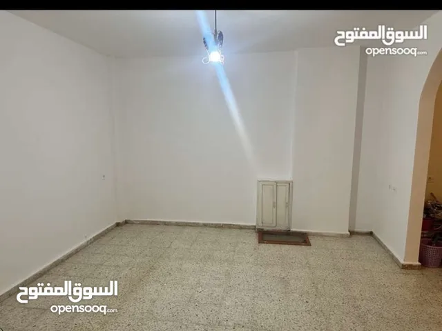 غرفتين نوم غير مفروشة للإيجار البالوع