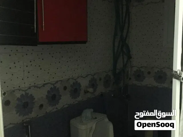 للبيع شقة مع العفش ومع منظومة جديدة في التقنية موقع عالمي واجهه بحريه
