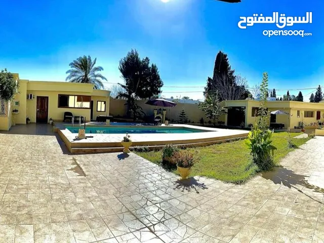 850 m2 More than 6 bedrooms Villa for Sale in Tunis Other