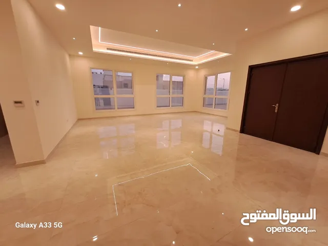 3000ft 6+ Bedrooms Villa for Rent in Abu Dhabi Al Shawamekh