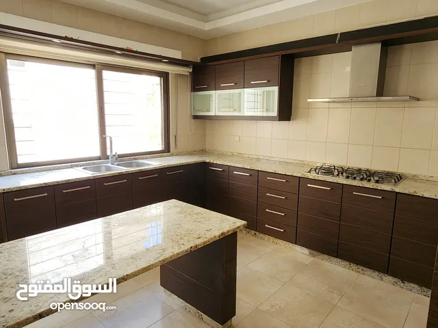 173 m2 3 Bedrooms Apartments for Sale in Amman Daheit Al Rasheed