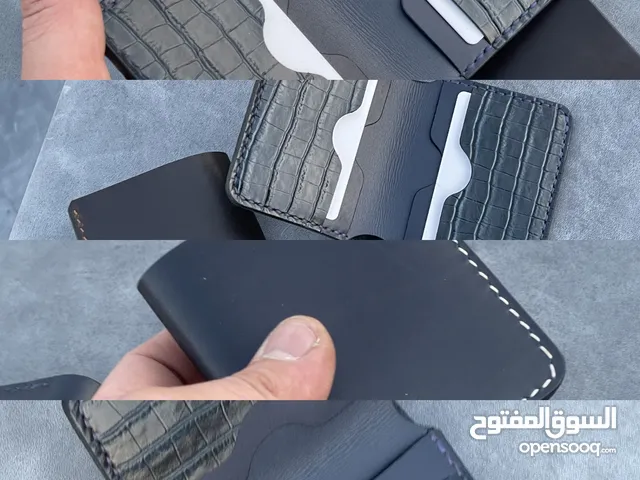 محفظة للرجال من الجلد الطبيعي مصنوعة يدويا بالكامل